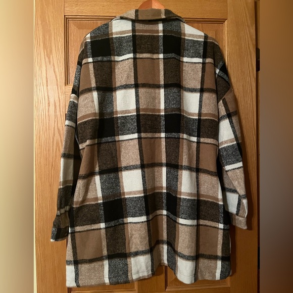 Plaid Button-Up Shacket - Picture 2 of 4